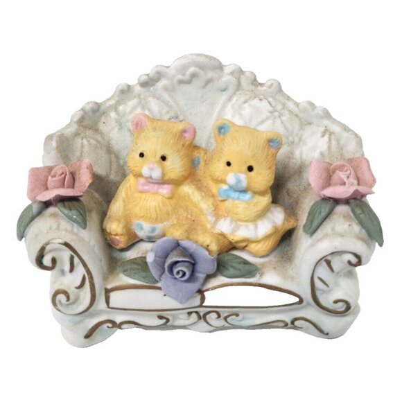 Vintage Bear Couple Sitting On Sofa Collectible Ceramic Figurine Cottagecore - Picture 1 of 12